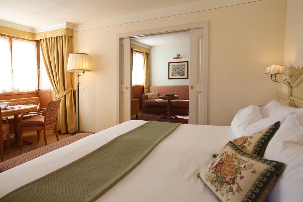 Alpen Suite Hotel Мадонна-ди-Кампильо Экстерьер фото